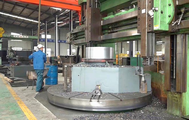 Вертикальный токарный станок с цифровым дисплеем