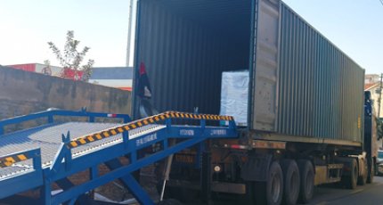 Два контейнера холодильник дверная пломба оборудование, успешная погрузка и отправка за границу!